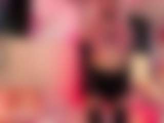 luna-issy's Live Sex Cam Show