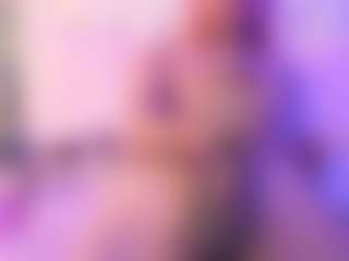 Live-Cam-Show mit luna-issy - Drinking auf Camsoda