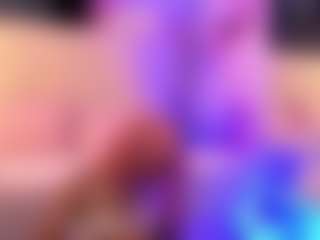 luna-issy's Live Sex Cam Show