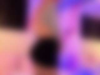 luna-issy's Live Sex Cam Show