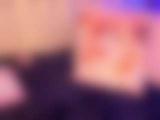 luna-issy's Live Sex Cam Show