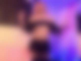 luna-issy's Live Sex Cam Show
