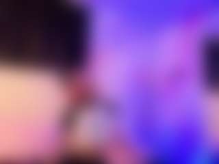 luna-issy's Live Sex Cam Show
