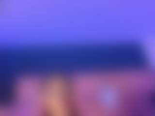 Live cam show with luna-issy - British on Big Tits