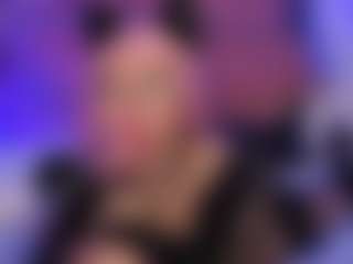 Live cam show with luna-issy - Blonde Hair on thefappeningchat.com