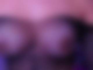 renataa-black's Live Sex Cam Show
