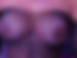 renataa-black's Live Sex Cam Show