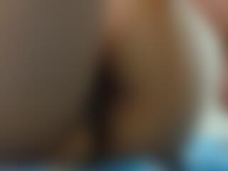 Live cam show with CandyMonroee - Sport on livesuperchat.net