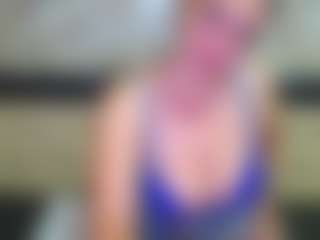 Live cam show with Yanisa23 - Control on hrnylive.com