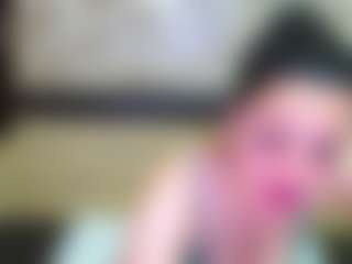 Live cam show with Yanisa23 - Solo on Camming Site