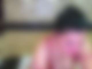 Yanisa23's Live Sex Cam Show