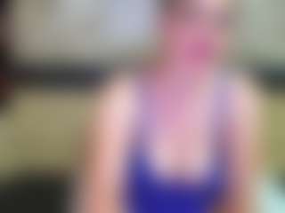 Yanisa23's Live Sex Cam Show