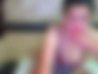 Live cam show with Yanisa23 - Bikini on infinitiblacc.com