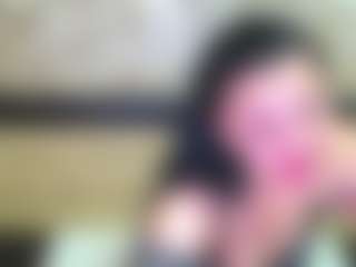 Live cam show with Yanisa23 - Solo on Hubzter Live