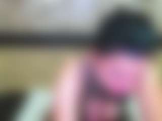 Live cam show with Yanisa23 - Hidden Cam on hrnylive.com