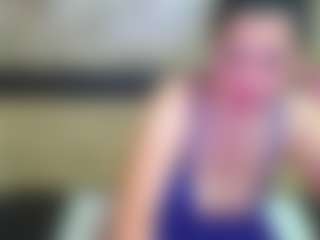Live cam show with Yanisa23 - Blue Eyes on fapnchat