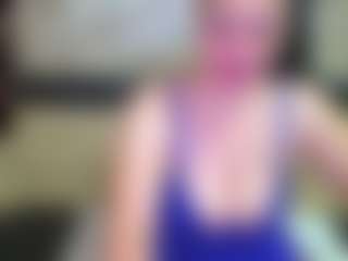 Yanisa23's Live Sex Cam Show