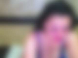 Live cam show with Yanisa23 - Living Room on crypto-cams