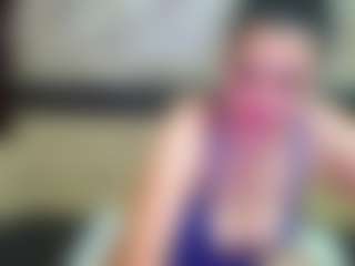 Live cam show with Yanisa23 - Flashing on CamClone