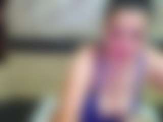 Live cam show with Yanisa23 - Living Room on CamwithHer