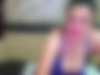 Yanisa23's Live Sex Cam Show