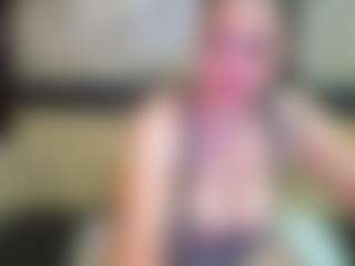 Yanisa23's Live Sex Cam Show