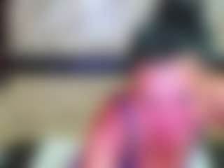 Live cam show with Yanisa23 - Hidden Cam on madthumbs