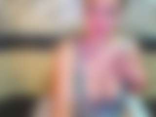 Live cam show with Yanisa23 - Flashing on sexylive.show