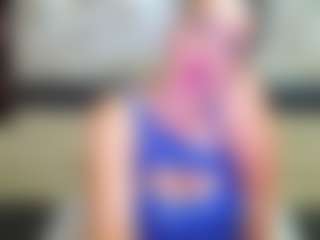 Live cam show with Yanisa23 - Blue Eyes on livesuperchat.net