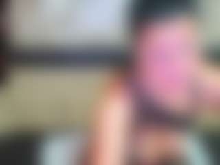 Live cam show with Yanisa23 - Bikini on sexytreat.net