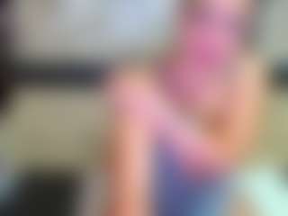 Yanisa23's Live Sex Cam Show