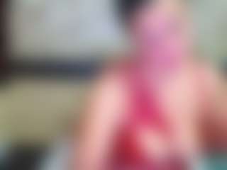 Live cam show with Yanisa23 - Hidden Cam on Camsoda