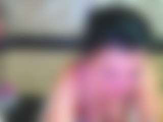 Live cam show with Yanisa23 - Blue Eyes on fapnchat