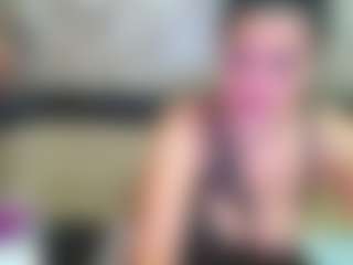 Yanisa23's Live Sex Cam Show