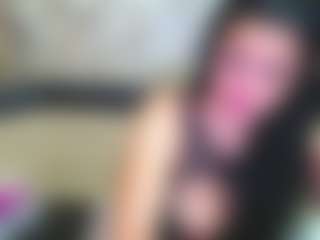 Yanisa23's Live Sex Cam Show