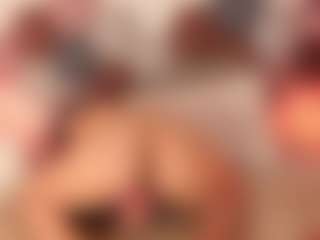 AnnieBluee's Live Sex Cam Show