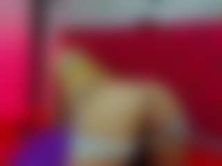 ArianaFire's Live Sex Cam Show