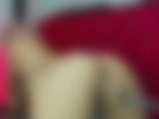 Live cam show with ArianaFire - Control on livesuperchat.net