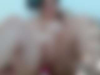 chantal_bigboobs1's Live Sex Cam Show