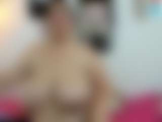 chantal_bigboobs1's Live Sex Cam Show