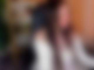 Live cam show with EmmaBlissa - Body Massage on Cam Slut