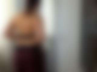 Live cam show with Lolla - Average on Streamer API