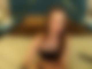 Live cam show with IsabelleDiorr - Green Eyes on fapnchat