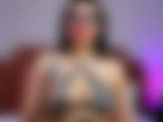 Live cam show with KittyLissa - Smoking on SpunkLive
