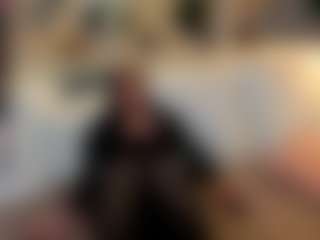 Live cam show with MayaWinters - Average on fapnchat