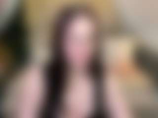 Live cam show with MayaWinters - Green Eyes on slutload