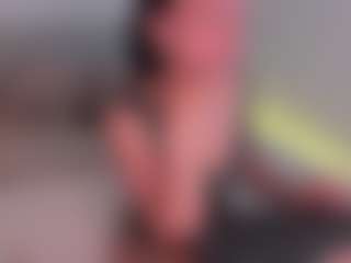 Live cam show with NatyBliss - Plug on TeamSkeetLive