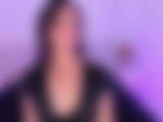 Live cam show with NatyBliss - Plug on TeamSkeetLive
