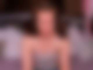 Live cam show with PennyBroks - Straight on Camsoda