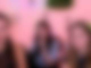 Live cam show with prettyamyy - Strip on Camsoda